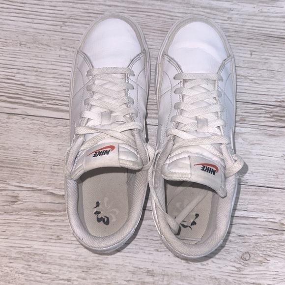 Nike Court Legacy Women’s White Leather sneakers 8 - Picture 6 of 8